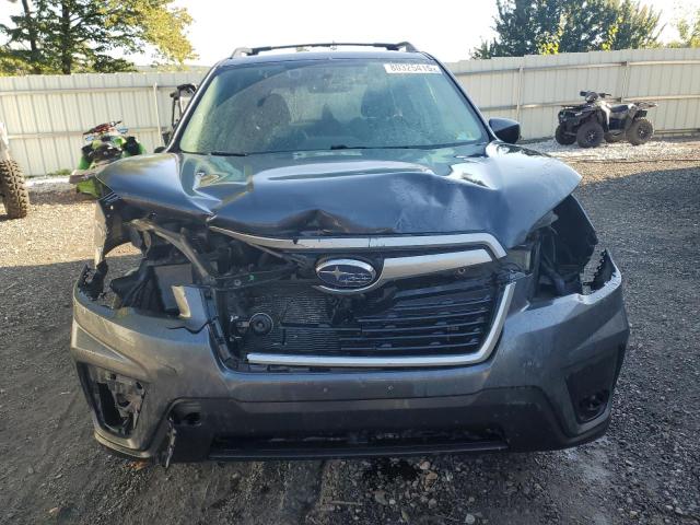 JF2SKAJC3LH427228 - 2020 SUBARU FORESTER PREMIUM GRAY photo 5