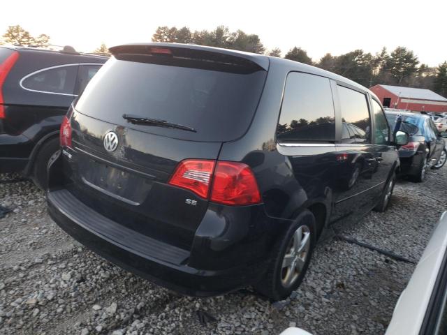 2V4RW3D1XAR280226 - 2010 VOLKSWAGEN ROUTAN SE BLACK photo 3