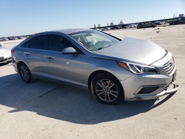 5NPE24AFXHH501647 - 2017 HYUNDAI SONATA SE SILVER photo 4