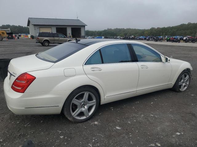 WDDNG9EB8DA514328 - 2013 MERCEDES-BENZ S 550 4MATIC WHITE photo 3