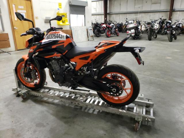 VBKTU9403NM842409 - 2022 KTM 890 DUKE R ORANGE photo 4