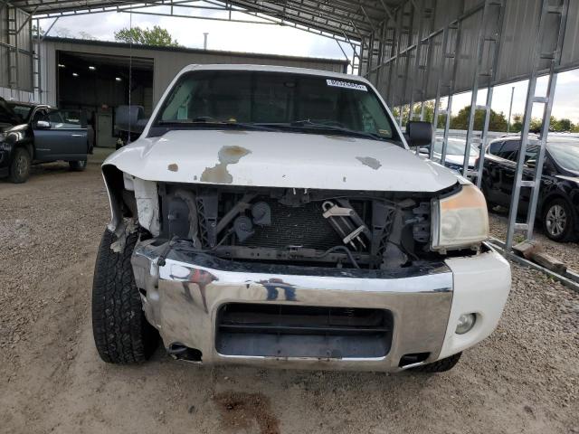 1N6BA0CC1CN307564 - 2012 NISSAN TITAN S WHITE photo 5