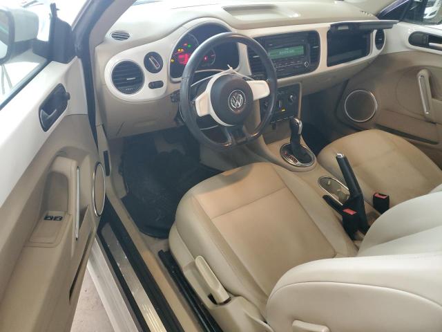 3VWJP7AT3DM632041 - 2013 VOLKSWAGEN BEETLE WHITE photo 8