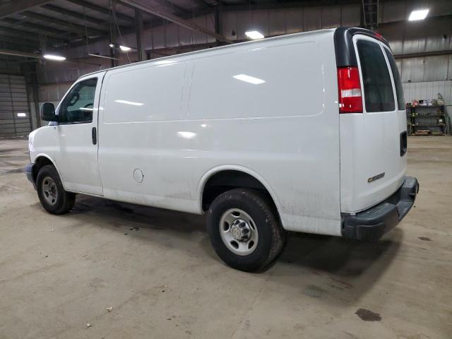 1GCWGAFP9M1309515 - 2021 CHEVROLET EXPRESS G2 WHITE photo 2