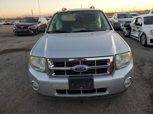 1FMCU0D75CKA76584 - 2012 FORD ESCAPE XLT SILVER photo 5