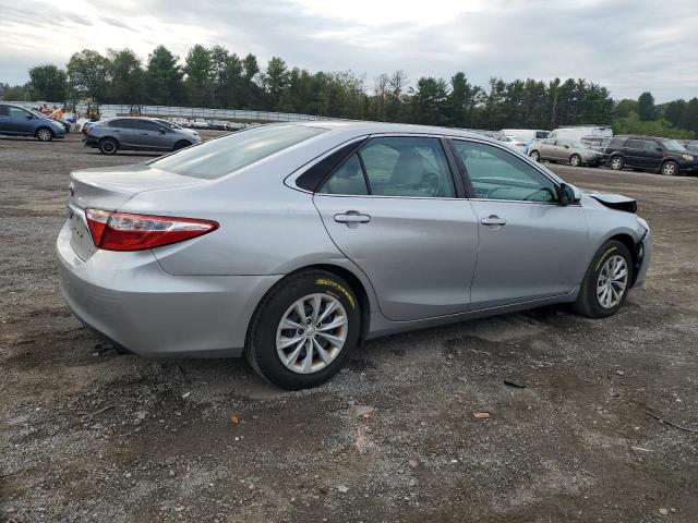 4T4BF1FK1FR496645 - 2015 TOYOTA CAMRY LE SILVER photo 3
