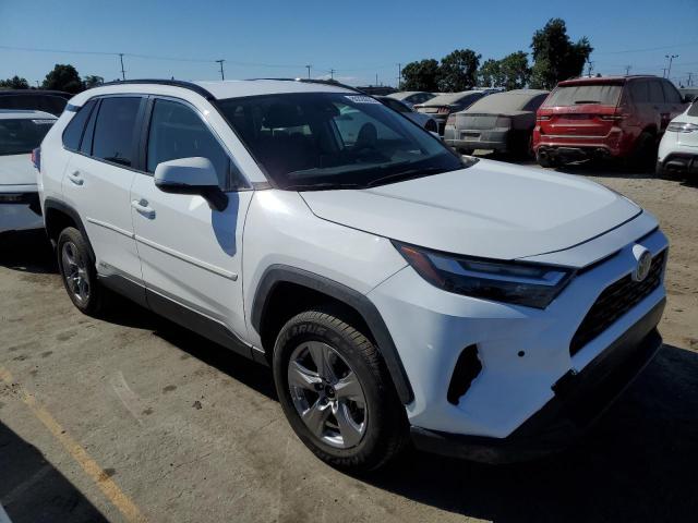 4T3MWRFV9PU086938 - 2023 TOYOTA RAV4 LE 白色 照片 4