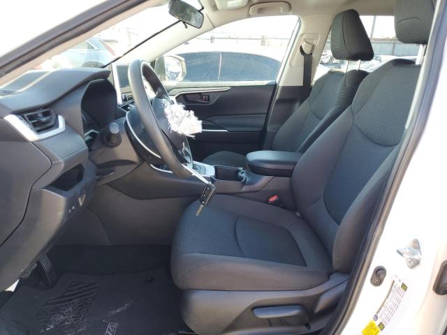 4T3MWRFV9PU086938 - 2023 TOYOTA RAV4 LE 白色 照片 7