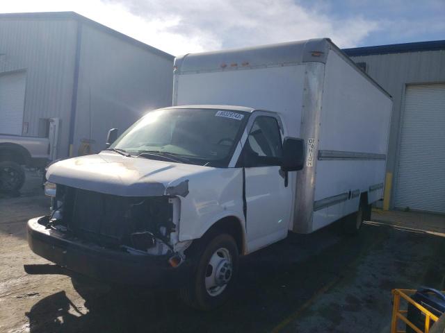 2010 GMC SAVANA CUTAWAY G3500, 