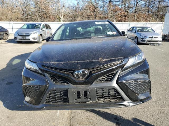 4T1T11AK1PU759562 - 2023 TOYOTA CAMRY SE NIGHT SHADE BLACK photo 5