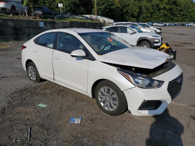 3KPC24A34JE006786 - 2018 HYUNDAI ACCENT SE 白色 照片 4