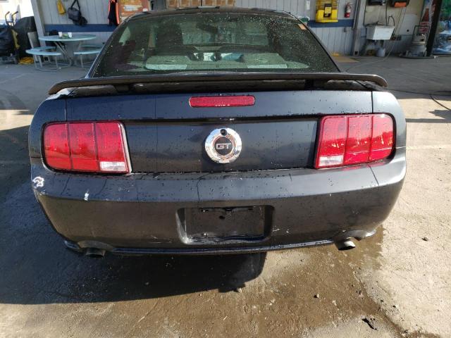 1ZVHT82H355135637 - 2005 FORD MUSTANG GT BLACK photo 6