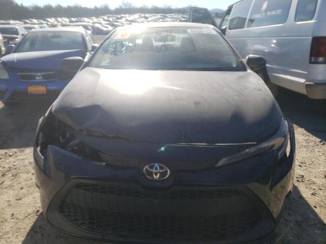 5YFEPMAE5MP239655 - 2021 TOYOTA COROLLA LE BLACK photo 5