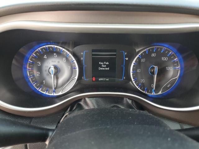 2C4RC1CG1PR515991 - 2023 CHRYSLER VOYAGER LX Silber Foto 9