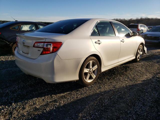 4T1BF1FK1EU397882 - 2014 TOYOTA CAMRY L WHITE photo 3