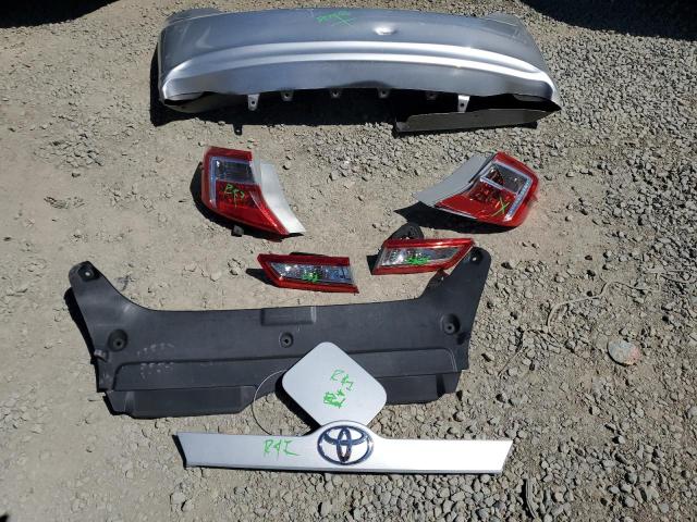 4T1BF1FK9EU851778 - 2014 TOYOTA CAMRY L 银色 照片 12