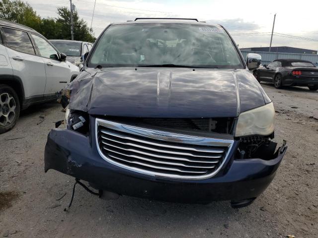 2C4RC1CG2DR558280 - 2013 CHRYSLER TOWN & COU TOURING L BLUE photo 5