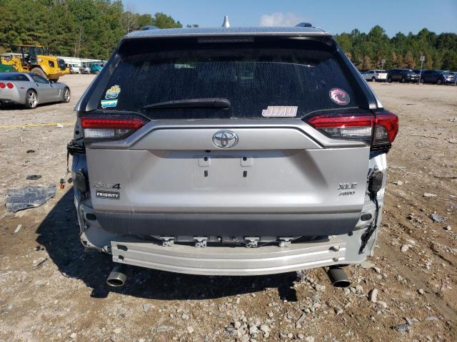 2T3P1RFV1NC294712 - 2022 TOYOTA RAV4 XLE SILVER photo 6