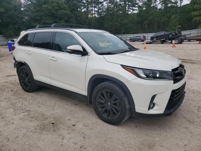 5TDJZRFH5KS609452 - 2019 TOYOTA HIGHLANDER SE Ақ фото 4