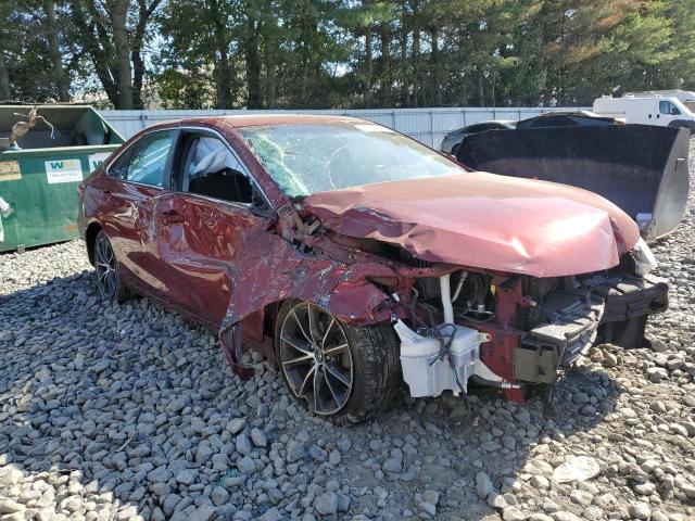 4T1BF1FK8HU778052 - 2017 TOYOTA CAMRY LE 红色 照片 4