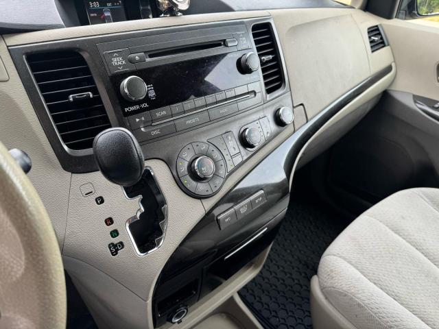 5TDKK3DC2CS206057 - 2012 TOYOTA SIENNA LE GREEN photo 12