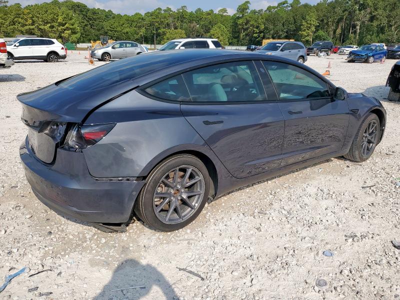 5YJ3E1EB3NF240280 - 2022 TESLA MODEL 3 GRAY photo 3