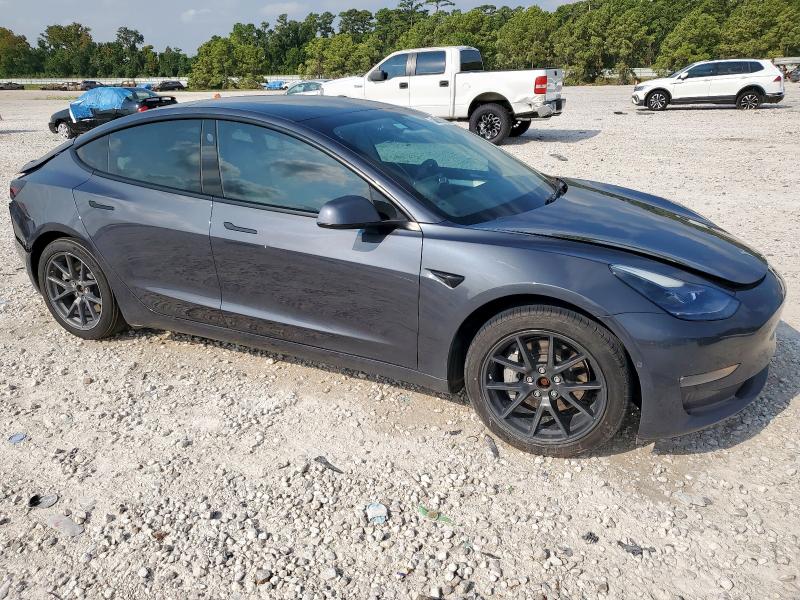 5YJ3E1EB3NF240280 - 2022 TESLA MODEL 3 GRAY photo 4