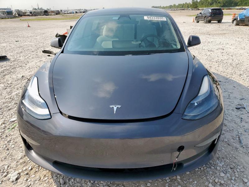 5YJ3E1EB3NF240280 - 2022 TESLA MODEL 3 GRAY photo 5