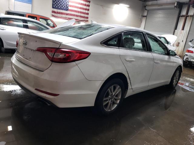 5NPE24AF7FH025886 - 2015 HYUNDAI SONATA SE WHITE photo 3