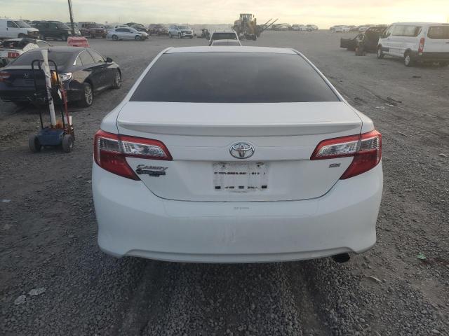 4T1BF1FK8DU642210 - 2013 TOYOTA CAMRY L WHITE photo 6