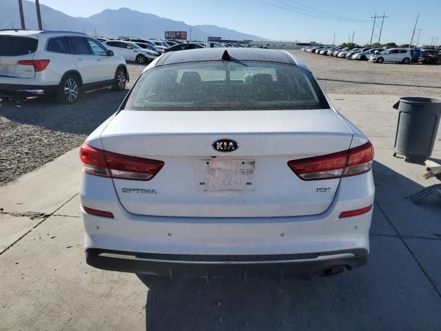 5XXGU4L33JG190862 - 2018 KIA OPTIMA EX WHITE photo 6