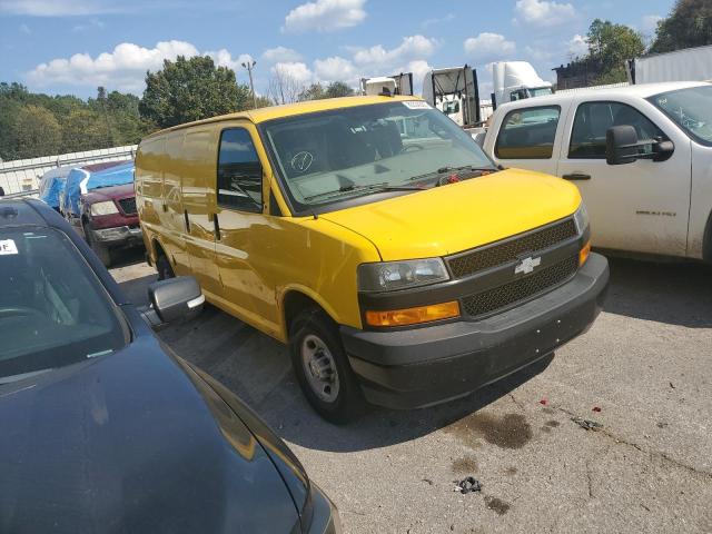 1GCWGAFP7M1174535 - 2021 CHEVROLET EXPRESS G2500 YELLOW photo 4