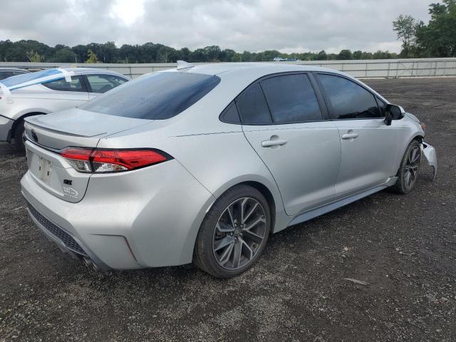 5YFS4RCE3LP036378 - 2020 TOYOTA COROLLA SE 银色 照片 3