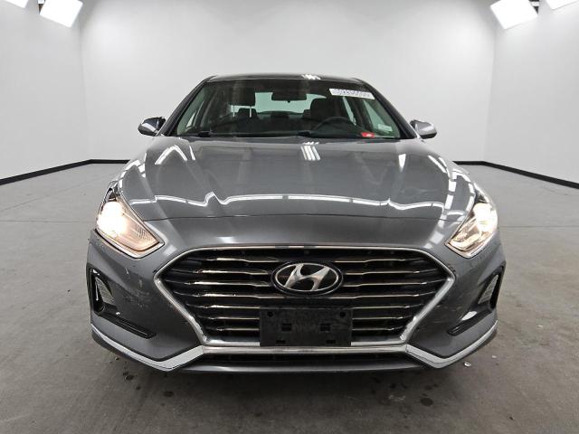 5NPE24AF3KH730095 - 2019 HYUNDAI SONATA SE Сұр фото 5