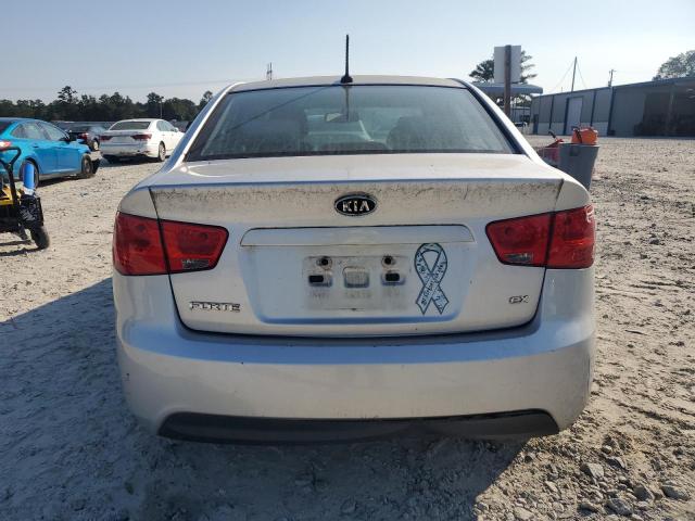 KNAFU4A2XA5859751 - 2010 KIA FORTE EX SILVER photo 6