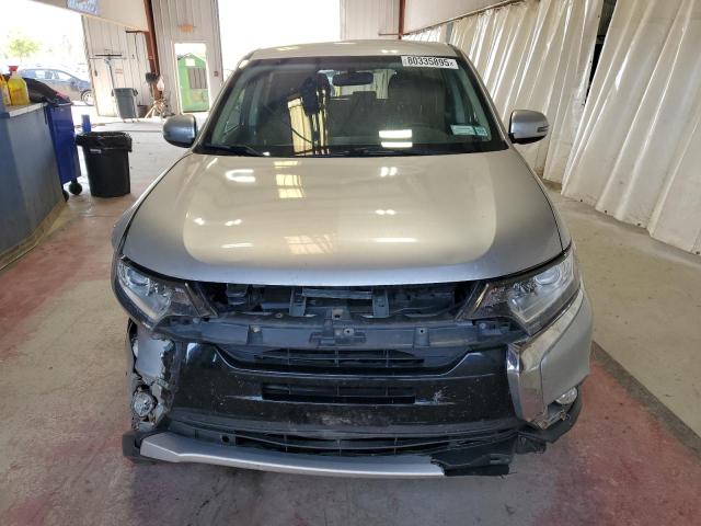 JA4AD3A34JZ016437 - 2018 MITSUBISHI OUTLANDER SE 银色 照片 5