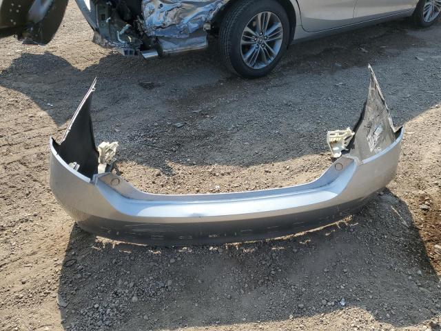 4T1BF1FK1HU335970 - 2017 TOYOTA CAMRY LE 银色 照片 12
