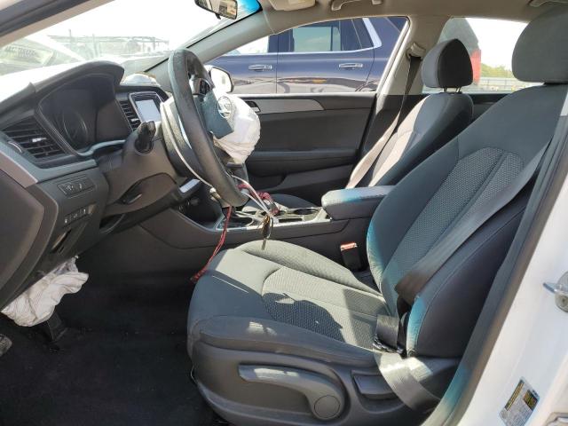 5NPE24AF2JH700634 - 2018 HYUNDAI SONATA SE WHITE photo 7