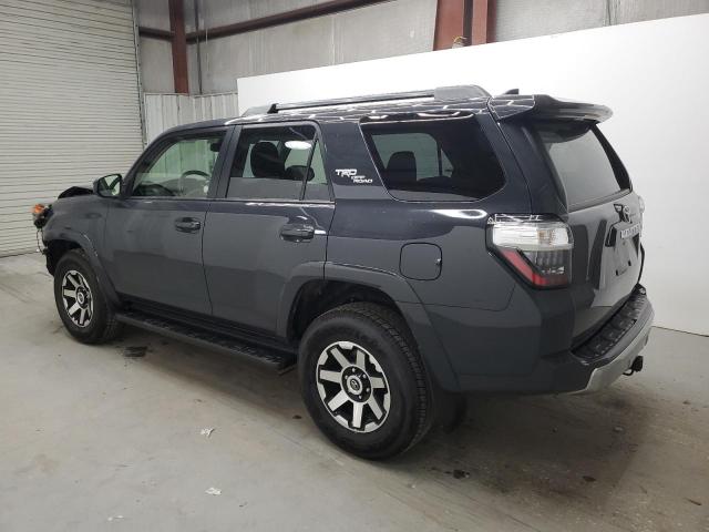 JTEPU5JR5R6285264 - 2024 TOYOTA 4RUNNER SR5/SR5 PREMIUM ნაცრისფერი ფოტო 2