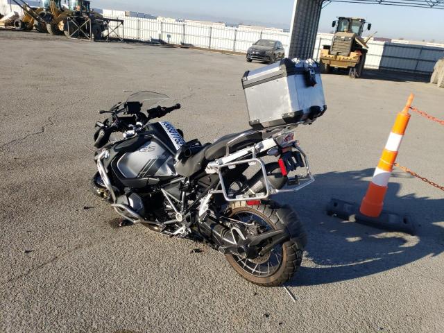 WB10M1303P6H30868 - 2023 BMW R 1250 GS ADVENTURE BLACK photo 3