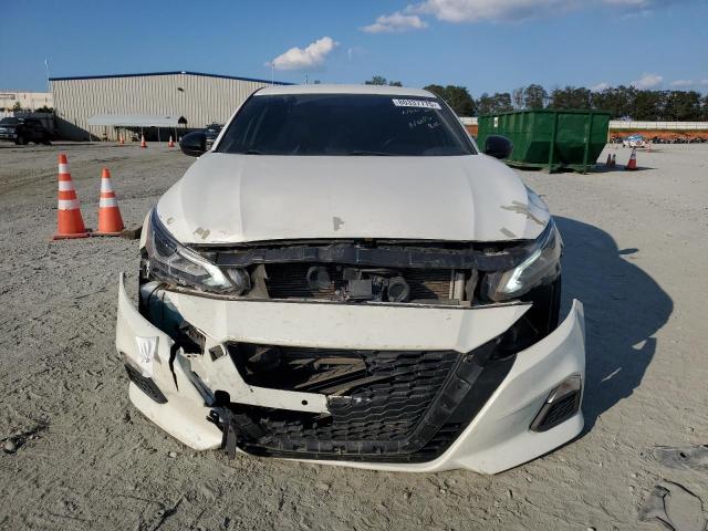 1N4BL4CV6KN328162 - 2019 NISSAN ALTIMA SR WHITE photo 5