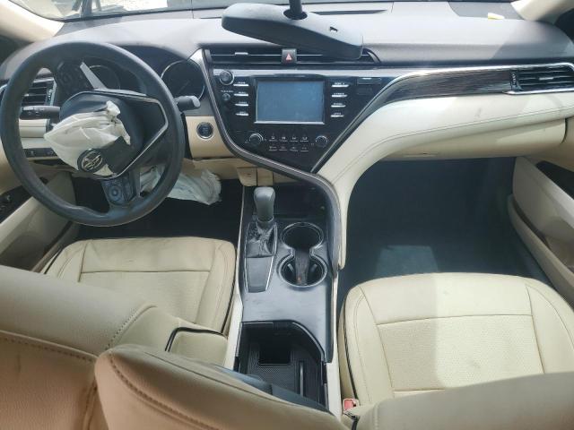 4T1B11HK2JU103928 - 2018 TOYOTA CAMRY L BLACK photo 8