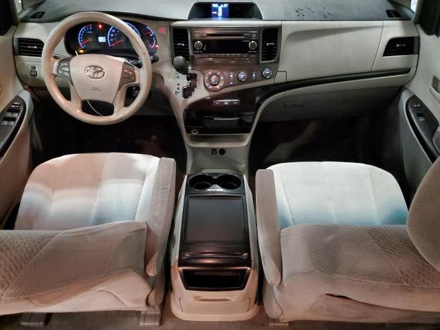 5TDKK3DC4CS257625 - 2012 TOYOTA SIENNA LE GRAY photo 8
