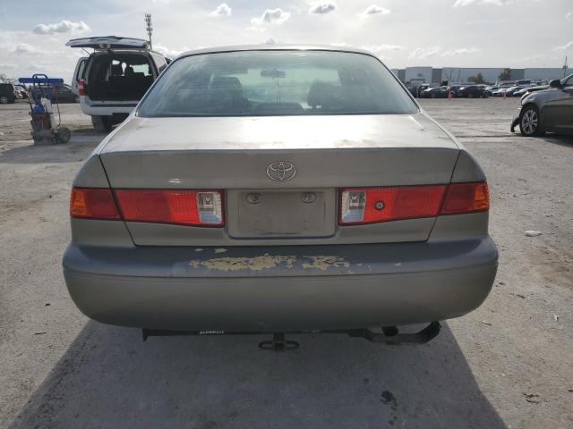 4T1BG22K31U068927 - 2001 TOYOTA CAMRY CE SILVER photo 6