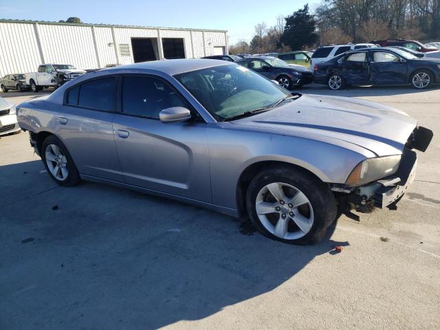 2C3CDXBG2EH130924 - 2014 DODGE CHARGER SE SILVER photo 4