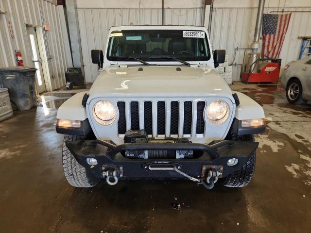 1C4HJXEN2LW215118 - 2020 JEEP WRANGLER U SAHARA WHITE photo 5