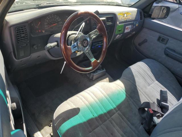 4TANL42N6YZ657479 - 2000 TOYOTA TACOMA SILVER photo 8