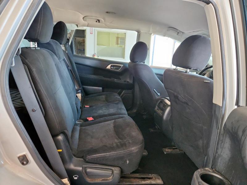 5N1AR2MM4GC610622 - 2016 NISSAN PATHFINDER S SILVER photo 11