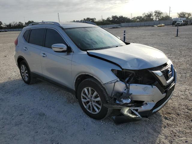 5N1AT2MV1HC775555 - 2017 NISSAN ROGUE SV SILVER photo 4