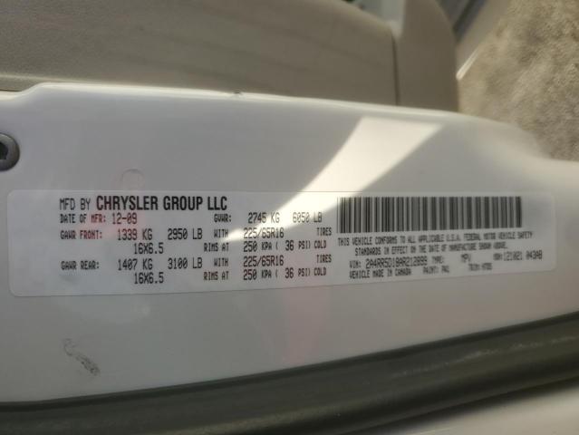 2A4RR5D18AR212899 - 2010 CHRYSLER TOWN & COU TOURING WHITE photo 14